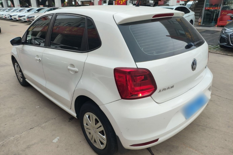Volkswagen Polo 2019 car image #5