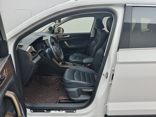 2020 #8 2020 immagine di auto #8