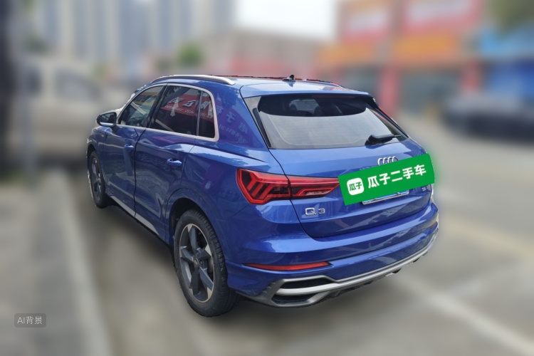 Audi Q3 2020 car image #5
