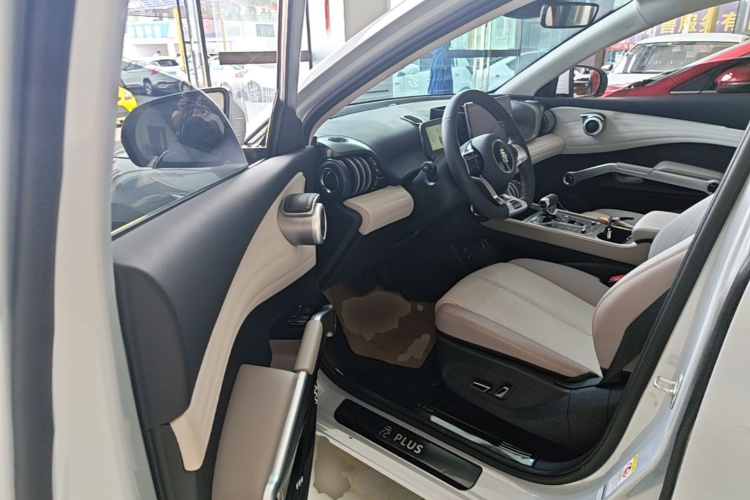 BYD Yuan Plus 2023 car image #16