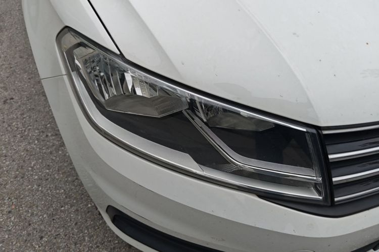 Volkswagen Santana 2018 car image #8