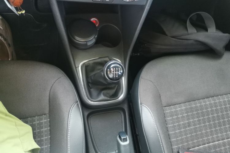 Volkswagen Polo 2014 #14 Volkswagen Polo 2014 car image #14