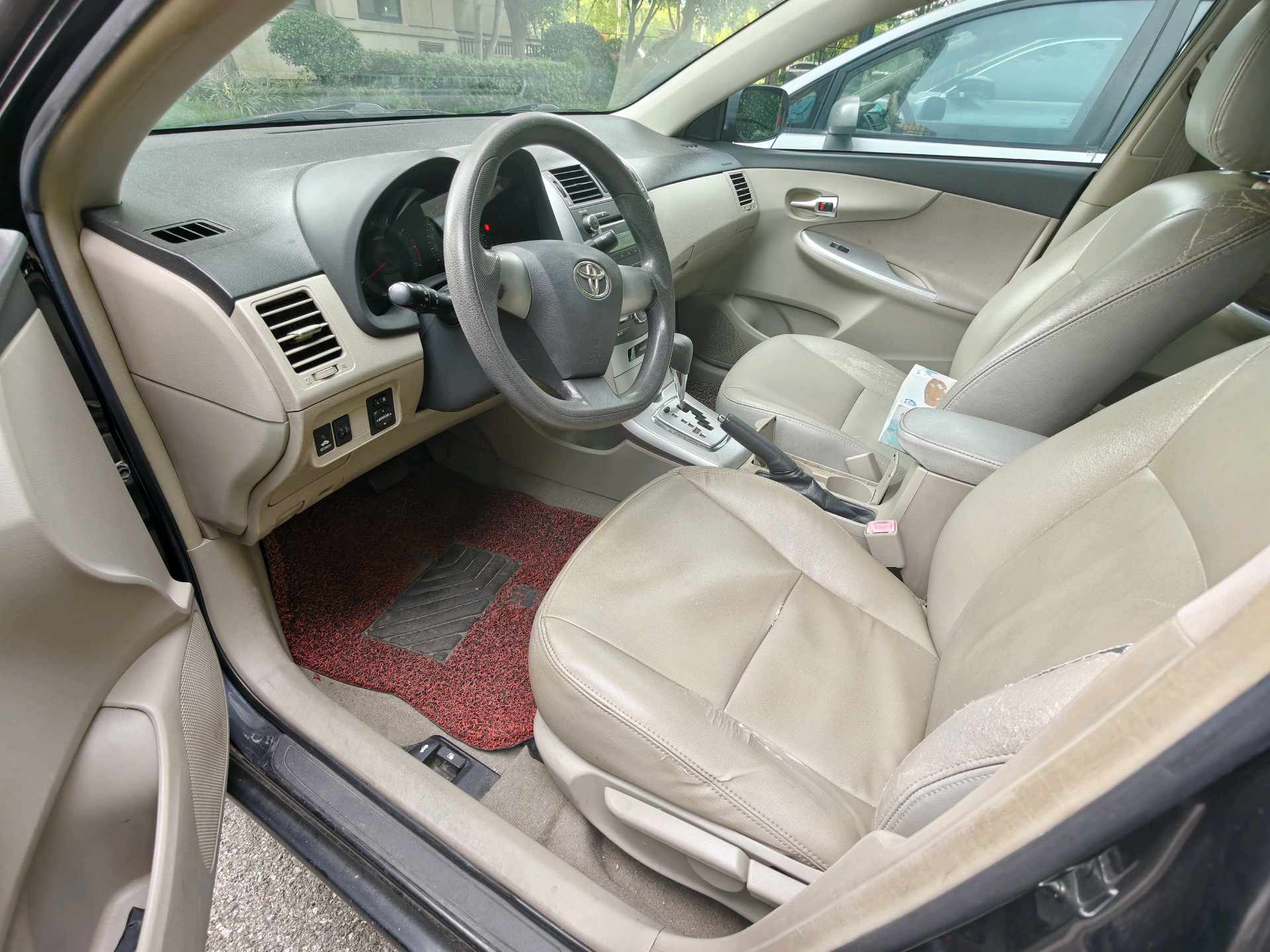 Toyota Corolla 2010 изображение автомобиля #5