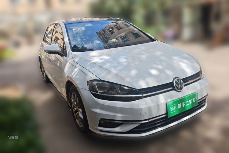 Volkswagen Golf 2018 car image #4