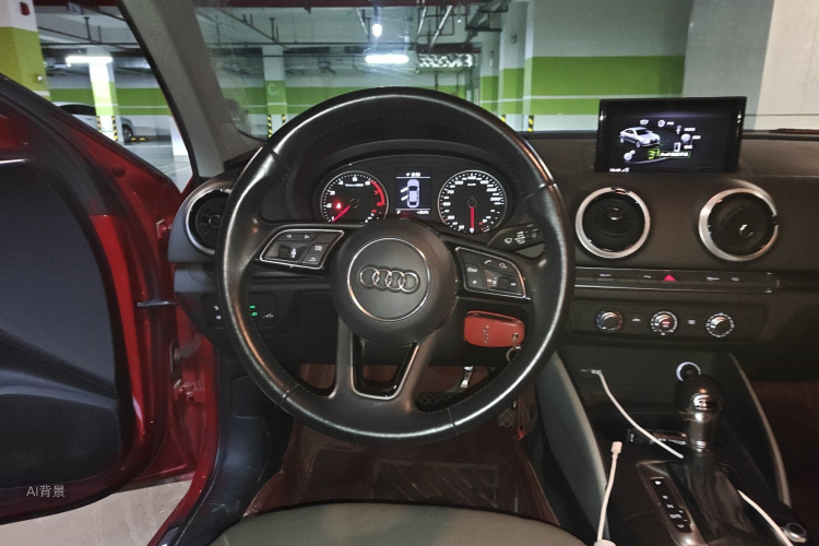 Audi A3 2019 car image #12
