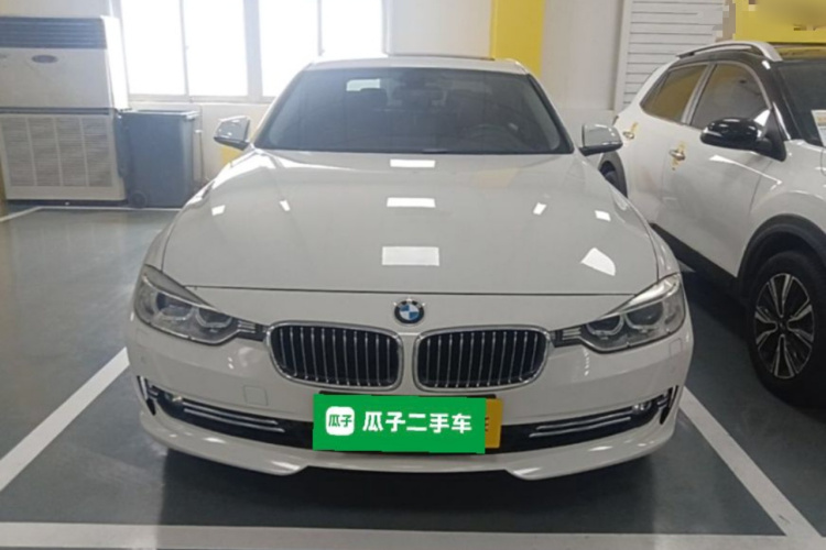 BMW 3 Series 2015 car image #3