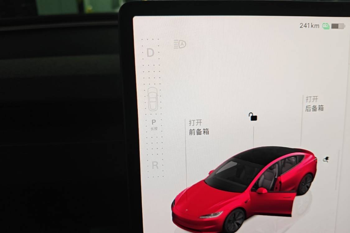 Tesla Model 3 2024 #9 Tesla Model 3 2024 car image #9