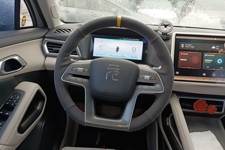BYD YuanUP 2024 car image #15