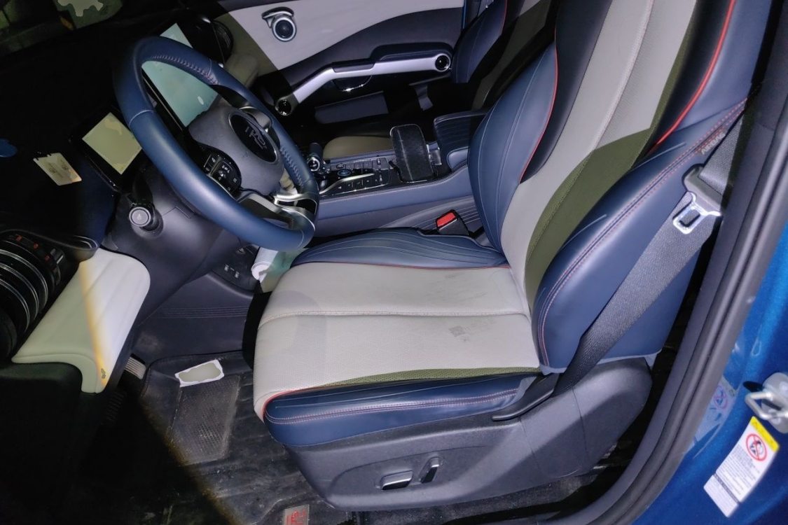 BYD Yuan Plus 2022 immagine di auto #18