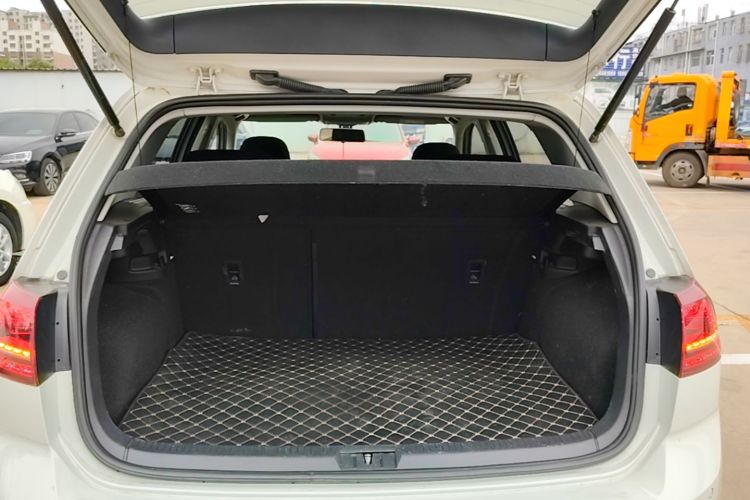 Volkswagen Golf 2017 #19 Volkswagen Golf 2017 car image #19