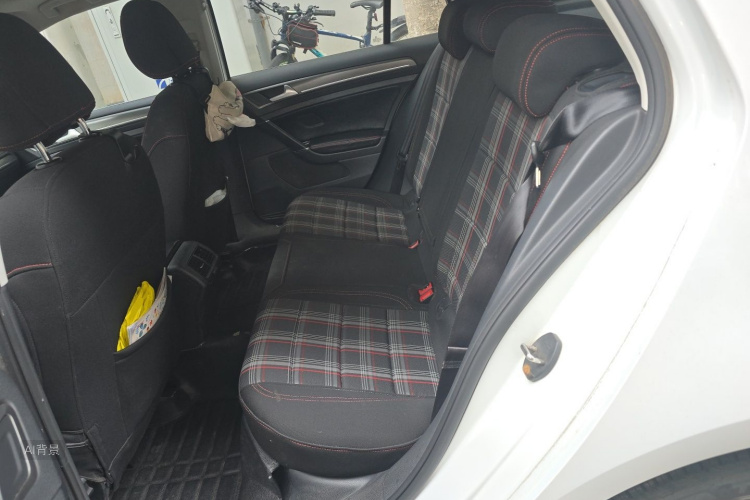 Volkswagen Golf 2015 car image #19