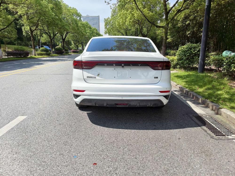 GEELY Emgrand 2021 car image #5