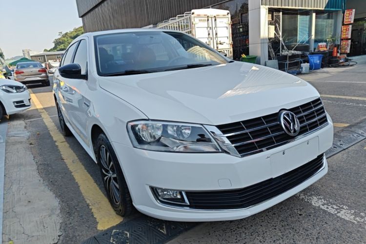 Volkswagen Lavida 2015 car image #4