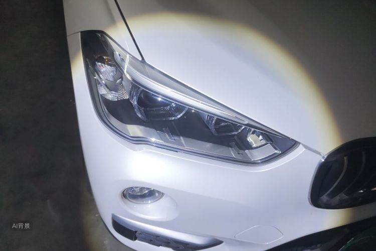 BMW X1 2019 car image #8