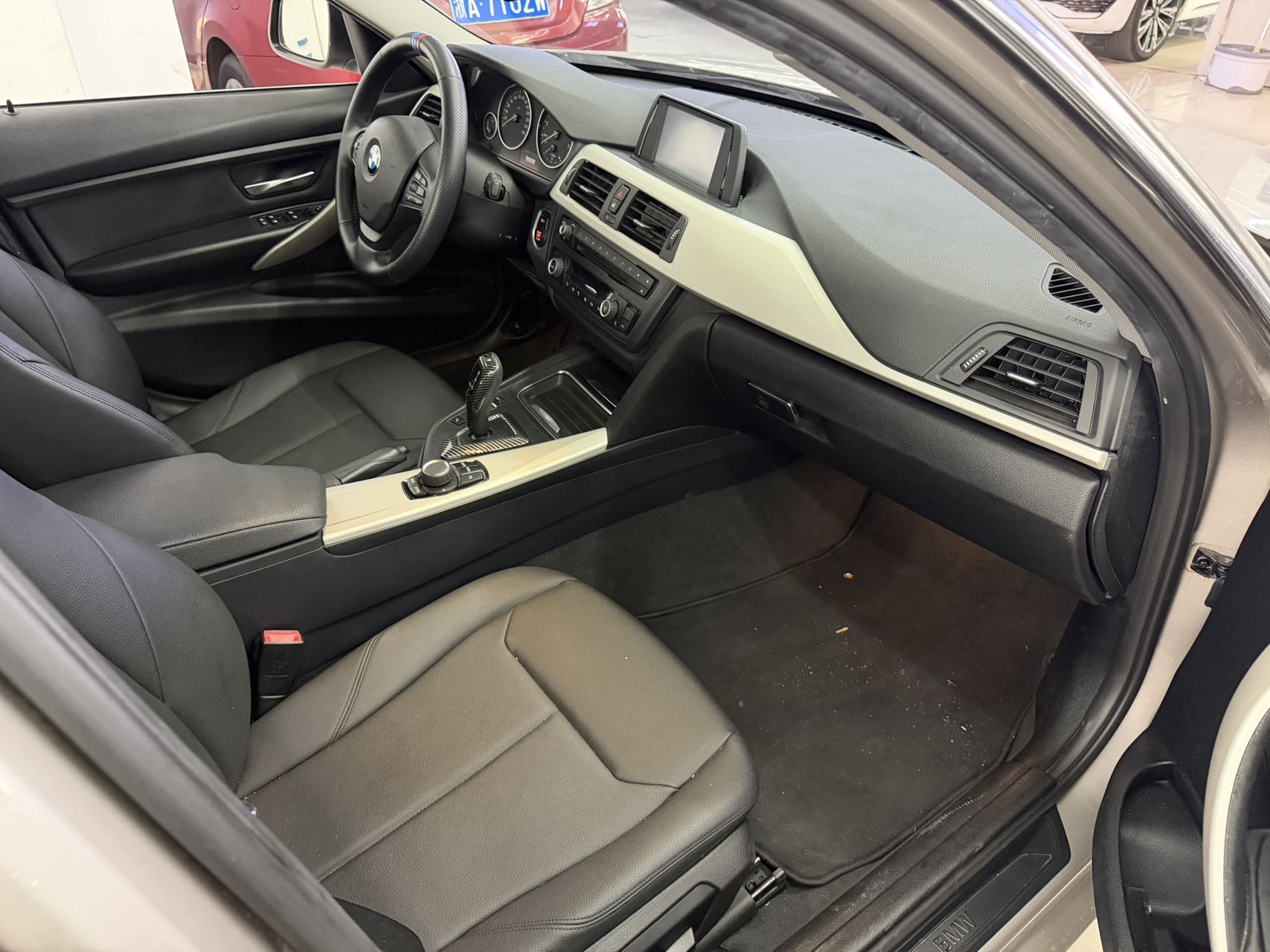 BMW 3 Series 2015 #8 BMW 3 Series 2015 car image #8