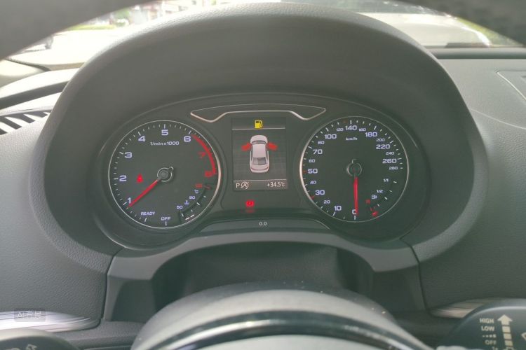Audi A3 2016 car image #13