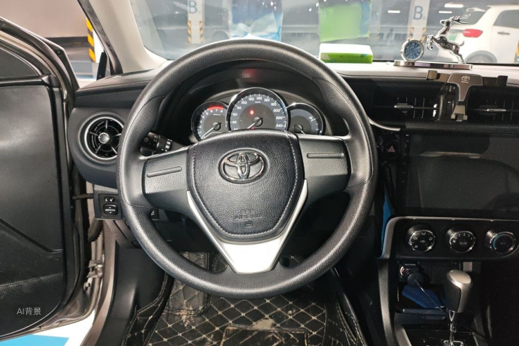 Toyota Corolla 2019 #12 Toyota Corolla 2019 car image #12