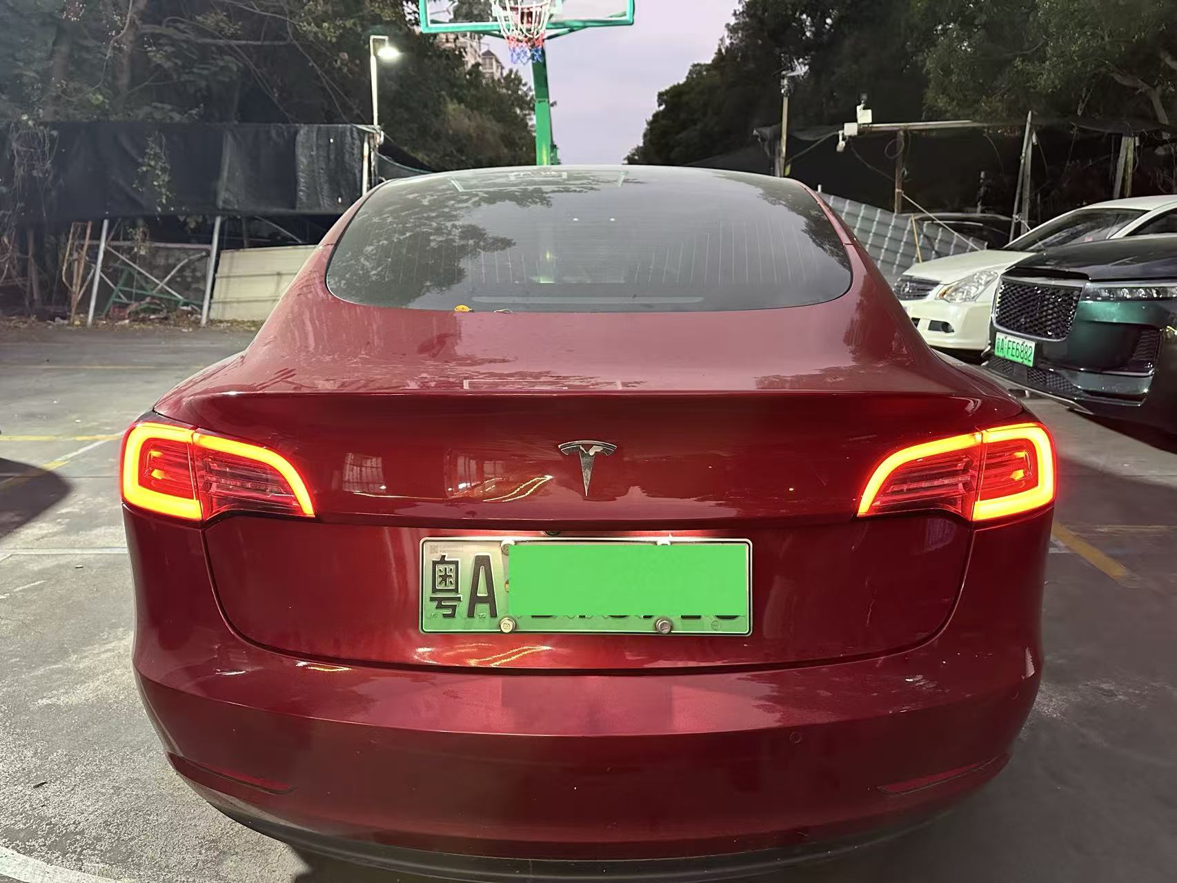 Tesla Model 3 2020 #5 Tesla Model 3 2020 صورة سيارة #5