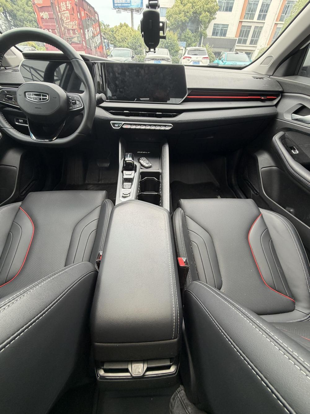 GEELY Binray 2024 immagine di auto #10