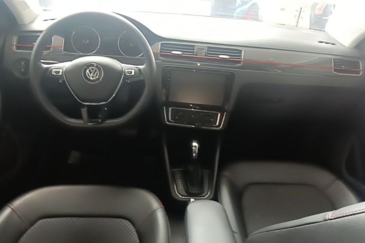 Volkswagen Santana 2019 car image #10