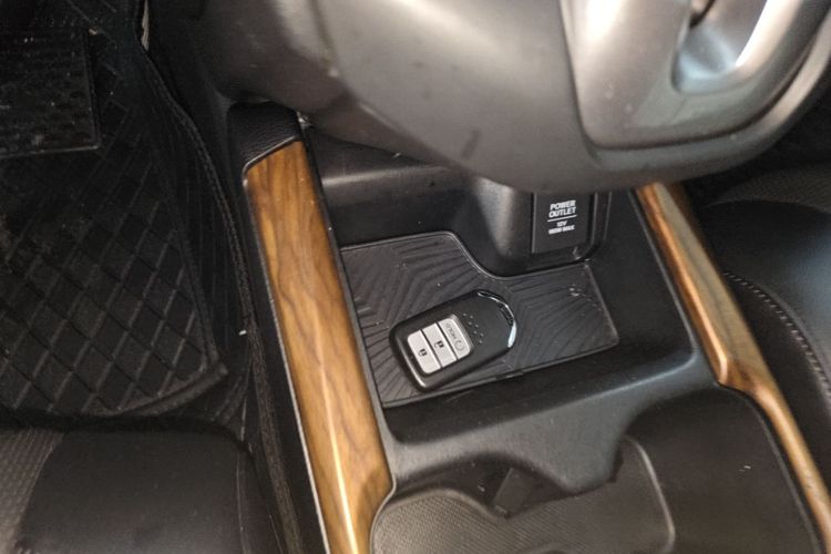 Honda CR-V 2019 car image #9