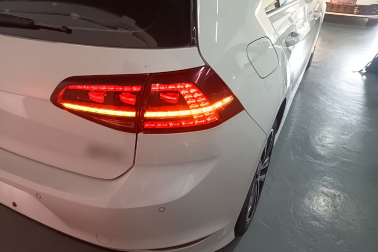 Volkswagen Golf 2017 #8 Volkswagen Golf 2017 car image #8