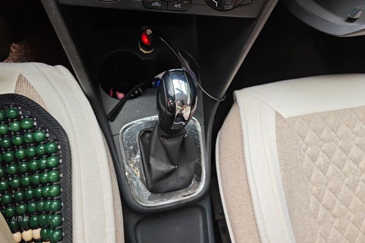 Volkswagen Polo 2019 #16 Volkswagen Polo 2019 car image #16