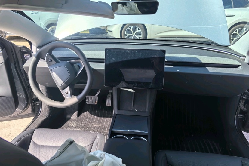 Tesla Model 3 2024 #4 Tesla Model 3 2024 car image #4