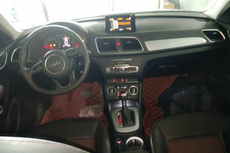 Audi Q3 2019 #10 Audi Q3 2019 car image #10