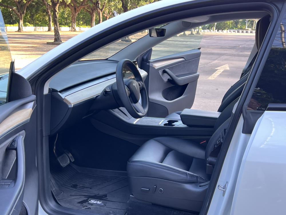 Tesla Model Y 2022 #19 Tesla Model Y 2022 car image #19