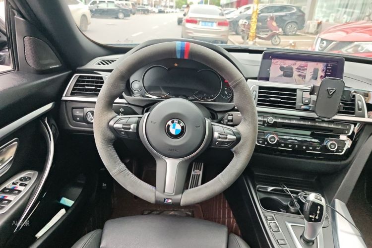 BMW 3 Series GT 2021 car image #12