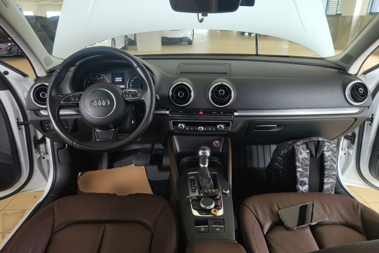 Audi A3 2016 car image #10