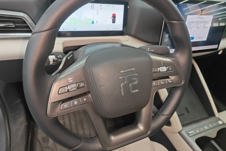 BYD YuanUP 2025 car image #15