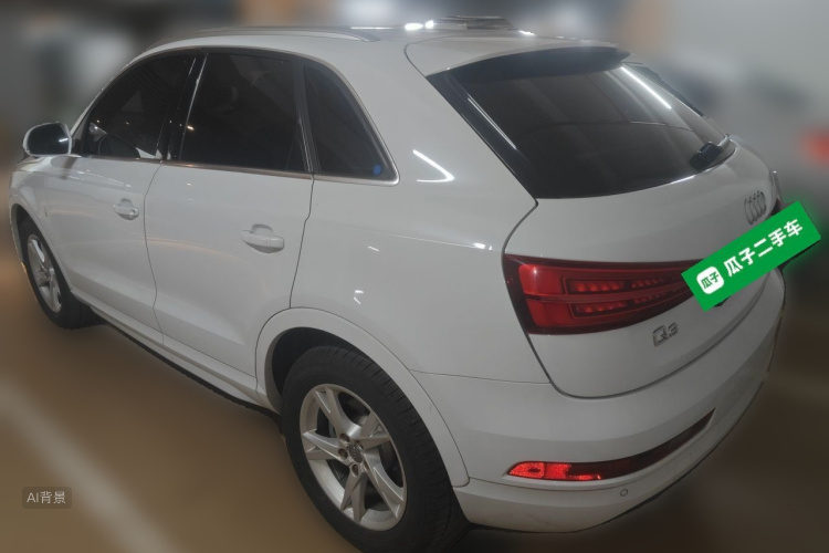 Audi Q3 2018 صورة سيارة #5