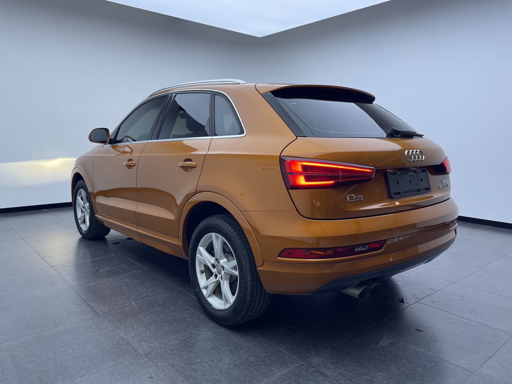 Audi Q3 2017 #6 Audi Q3 2017 car image #6