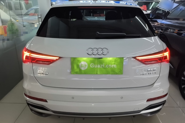 Audi Q3 2023 #6 Audi Q3 2023 car image #6