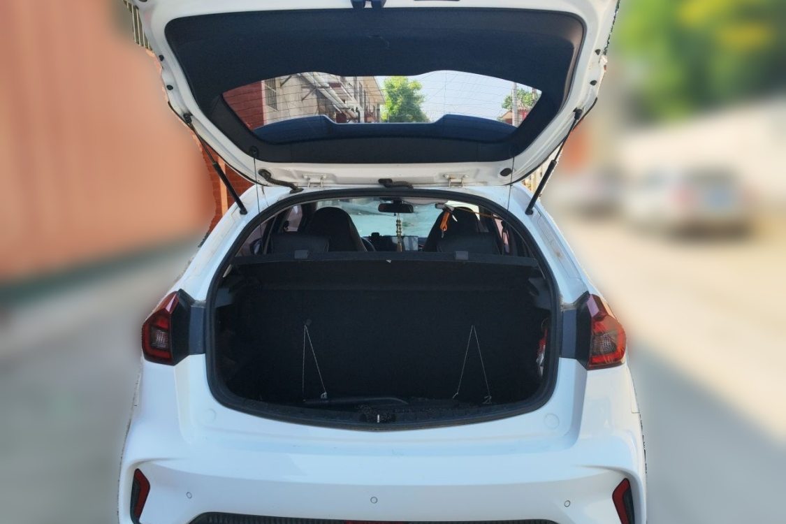 Livan X3 PRO 2023 #8 Livan X3 PRO 2023 car image #8