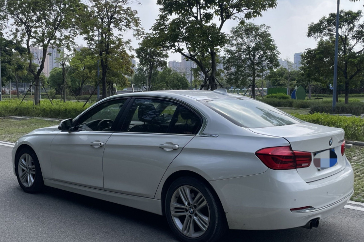 BMW 3 Series 2017 car image #5