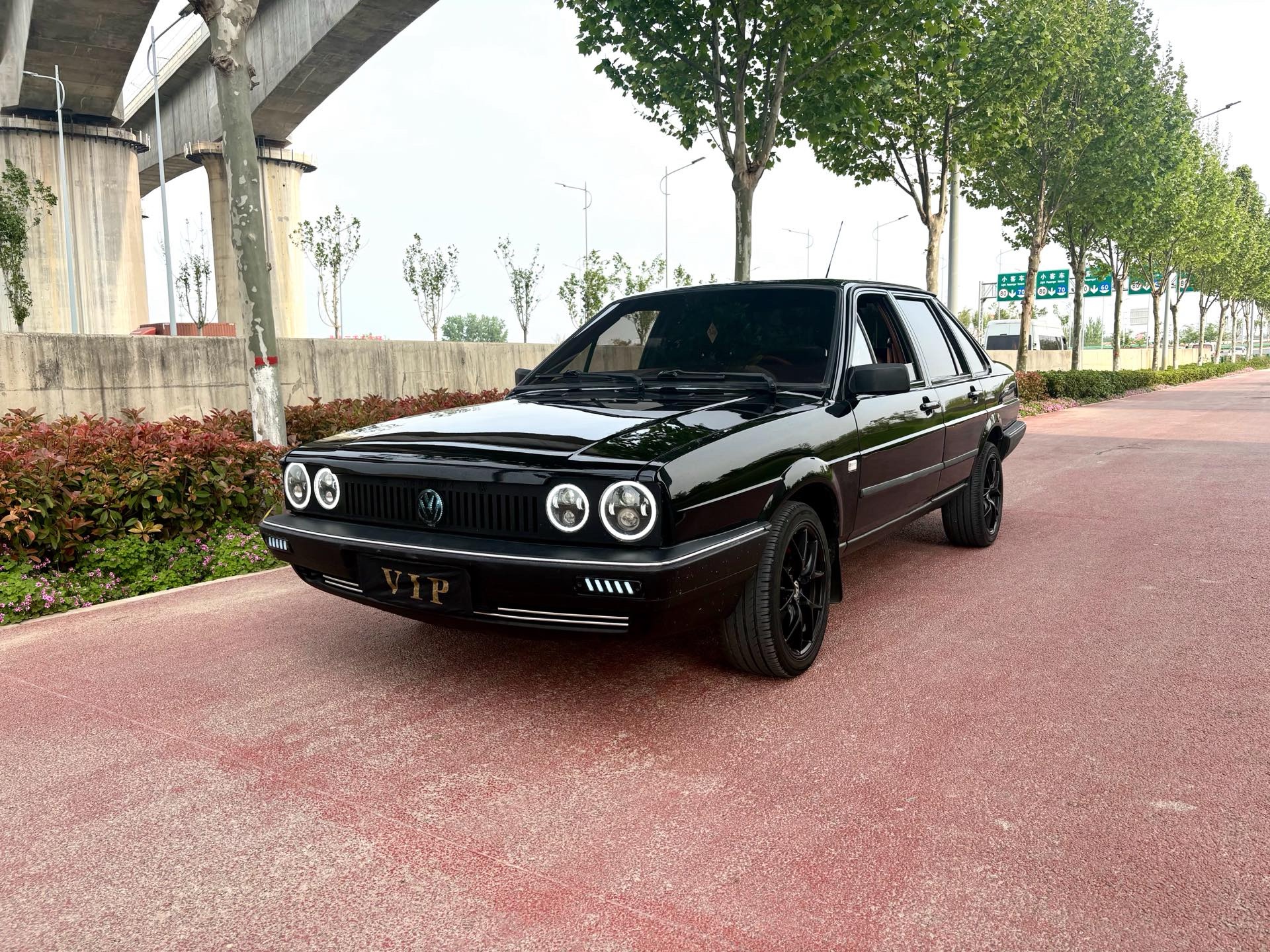 Volkswagen Santana Classic 2011 汽车图片 