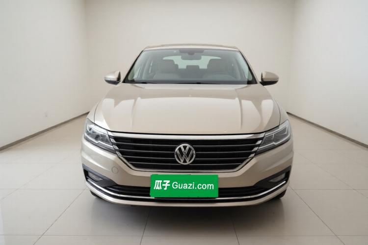 Volkswagen Lavida 2019 car image #3