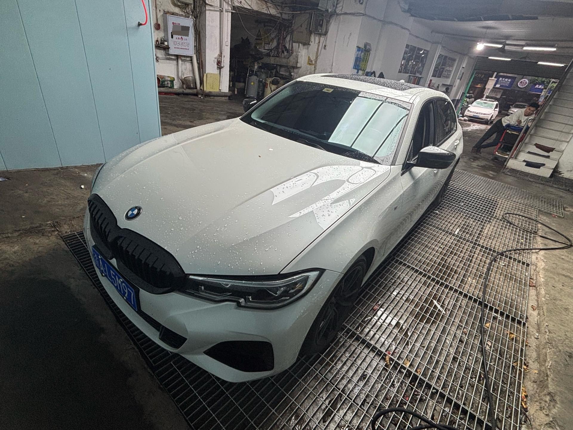 BMW 3 Series 2020 car image 