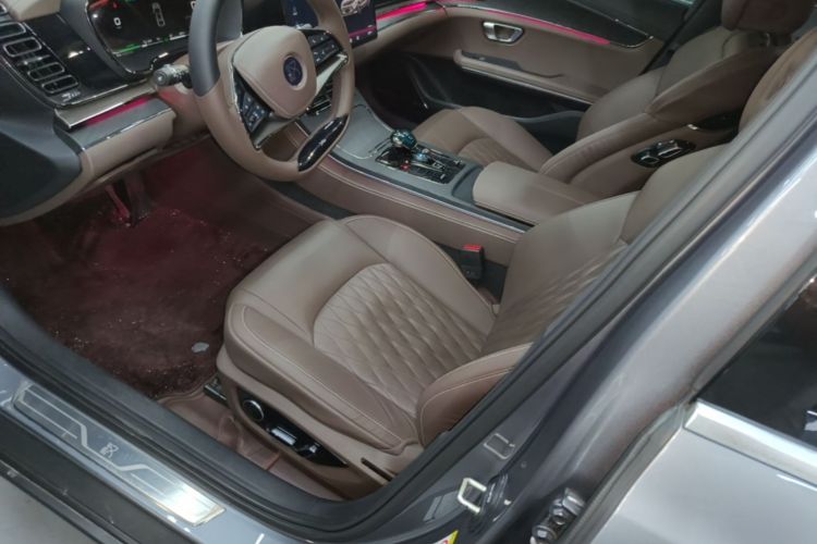 BYD Han 2021 immagine di auto #15