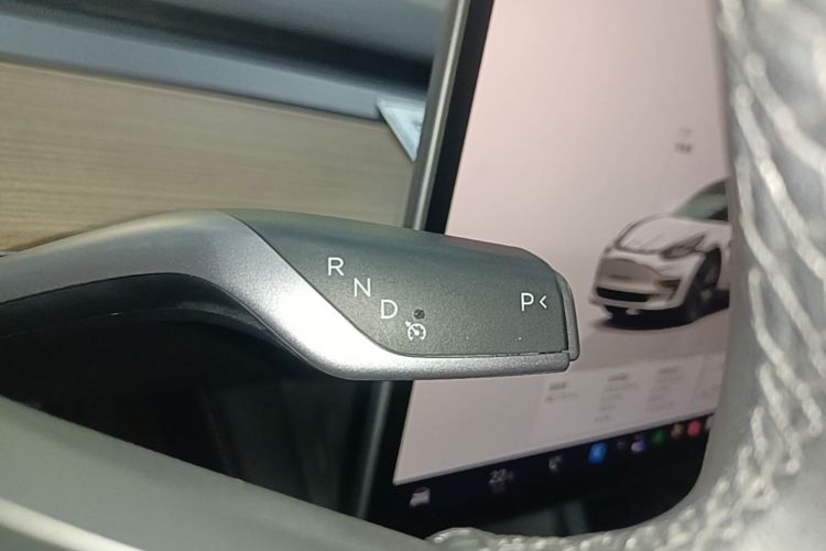 Tesla Model 3 2023 #14 Tesla Model 3 2023 car image #14