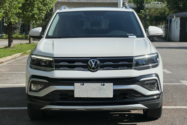 Volkswagen T-Cross 2021 car image #11