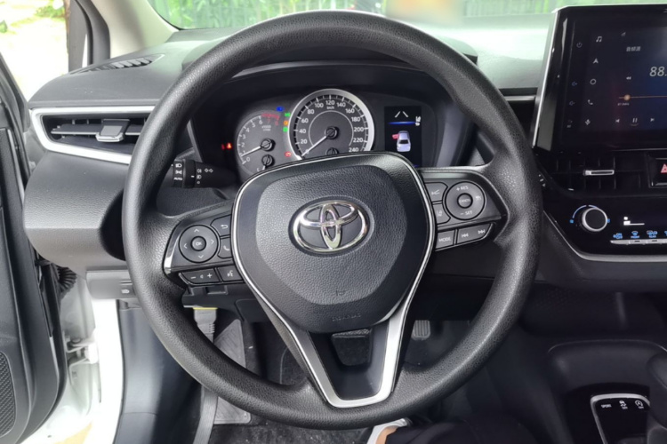 Toyota Corolla 2022 car image #17