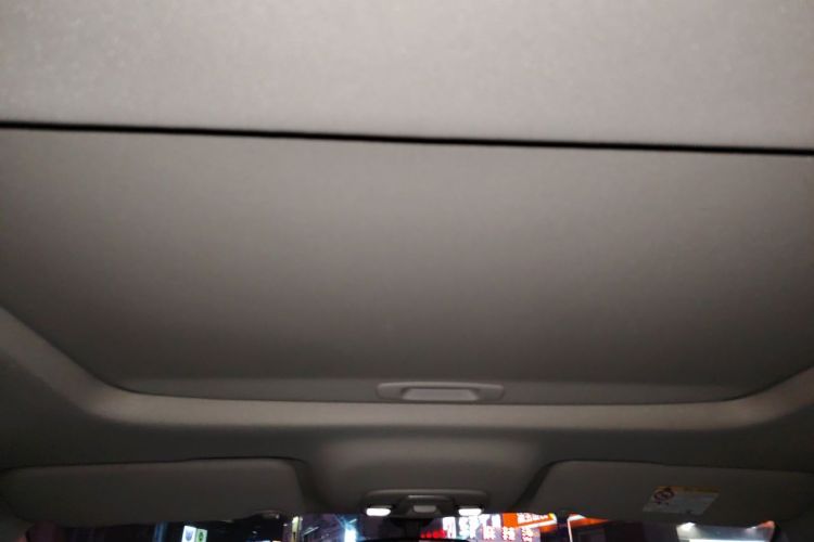 GEELY Coolray 2022 car image #16