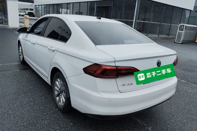 Volkswagen Bora 2022 car image #5