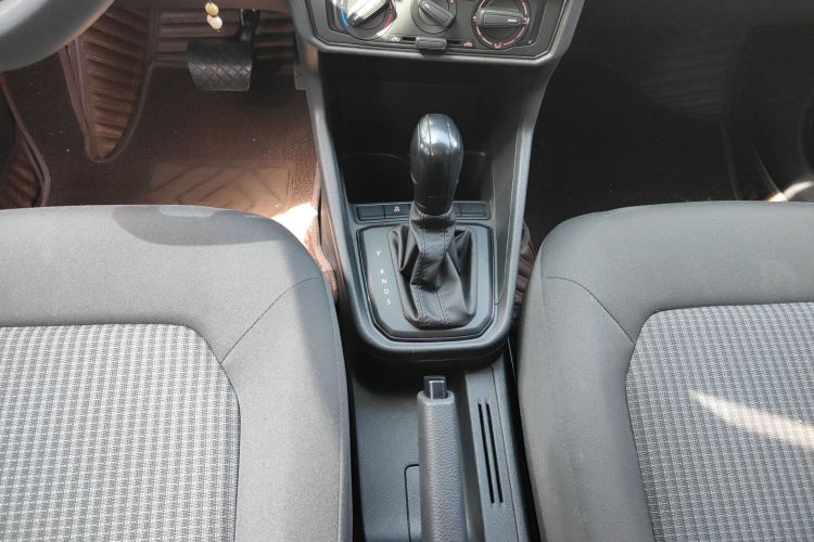 Volkswagen Santana 2021 #18 Volkswagen Santana 2021 car image #18