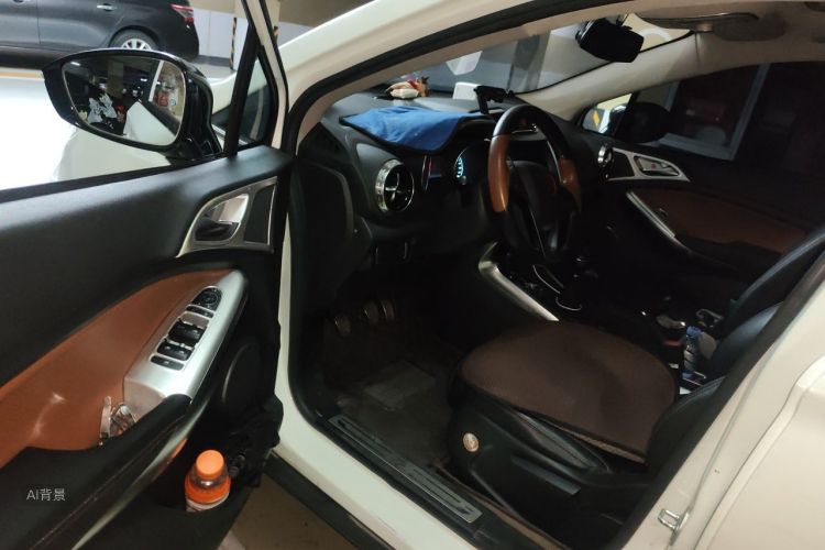 BYD Yuan 2017 car image #18
