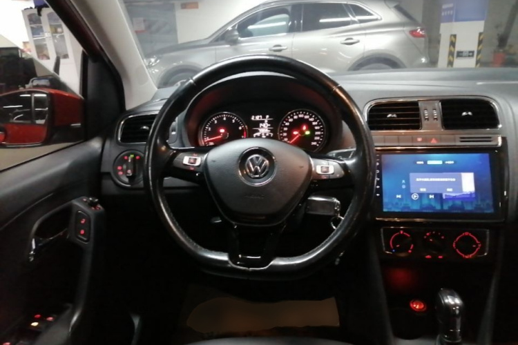 Volkswagen Polo 2017 #11 Volkswagen Polo 2017 car image #11